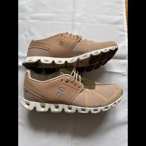 On Cloud Running Sneakers, Size 9